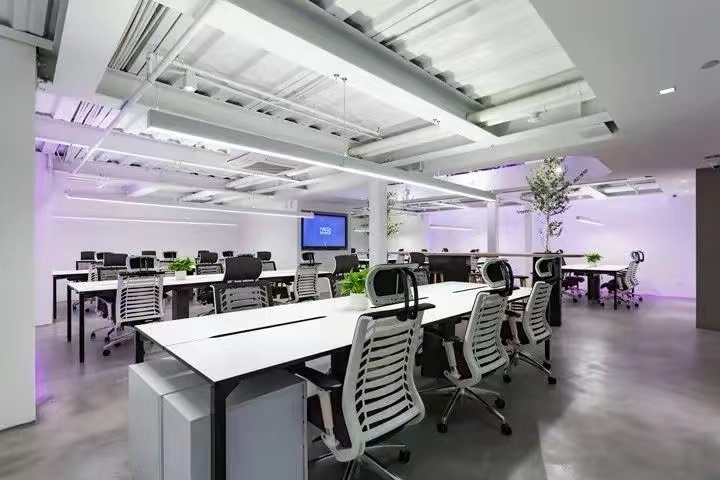 现代办公室家具风格和办公理念，有哪些强有力的关联？腾信办公家具有限公司告诉您答案！